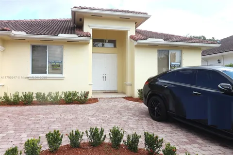 2865 SW 139th Ave # 1, Miami FL 33175