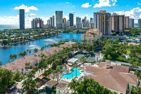 20165 NE 39 PL # 403, Aventura FL 33180