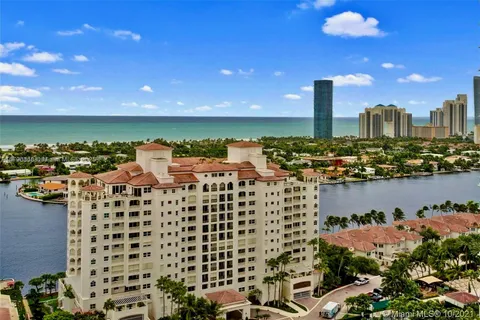 20165 NE 39 PL # 403, Aventura FL 33180
