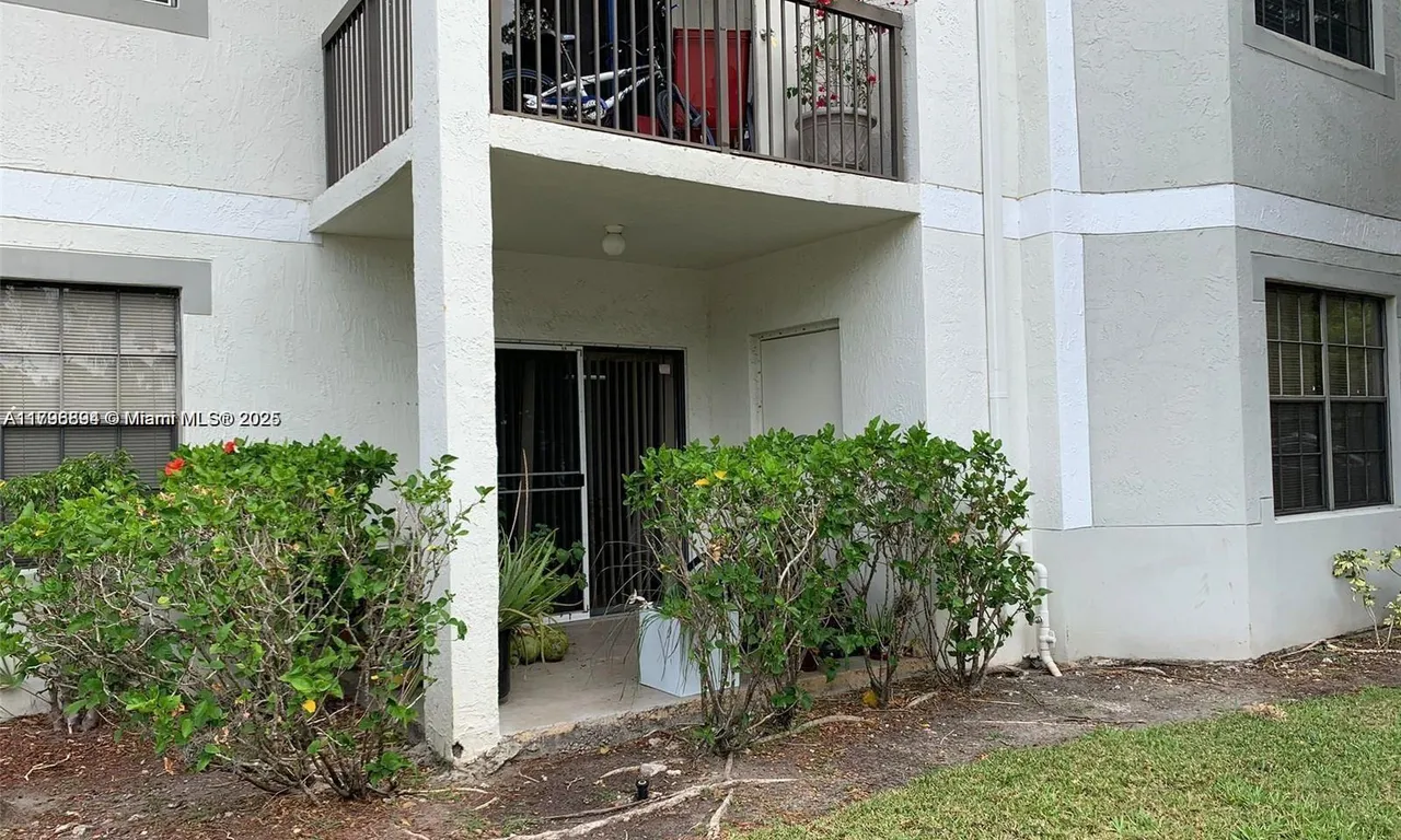 11277 W Atlantic # 101, Coral Springs FL 33071