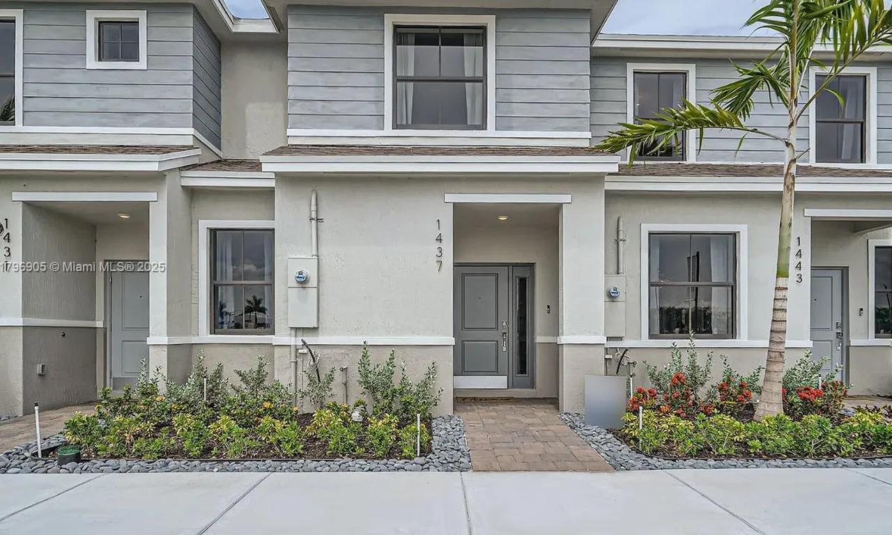 1466 NE 3rd Avenue, Florida City FL 33034