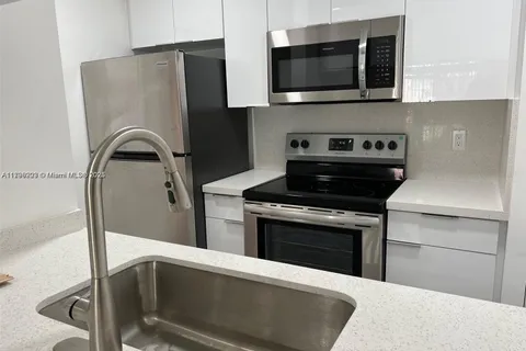 6540 W 27th Ct # 56, Hialeah FL 33016