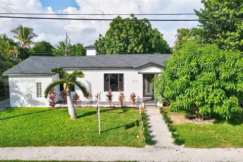 347 NE 110th St, Miami FL 33161
