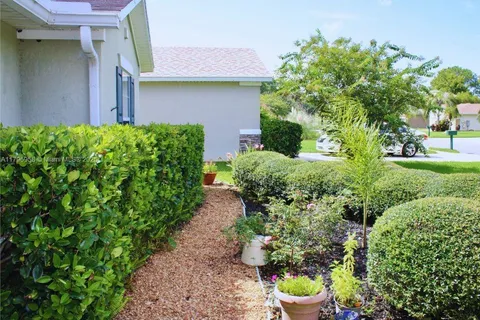 5099 CYPRESS LINKS BLVD, Other City - In The State Of Florida FL 32033
