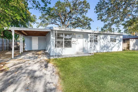 2811 N 66th Ave, Hollywood FL 33024