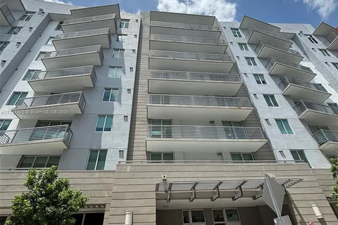 7661 NW 107th Ave # 1, Doral FL 33178