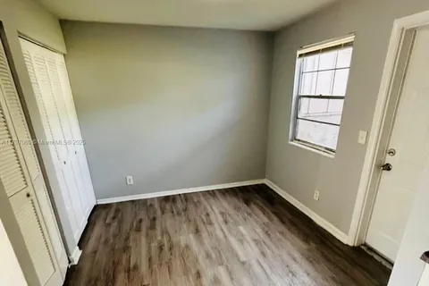 4543 W Moncrief Rd, Other City - In The State Of Florida FL 32209
