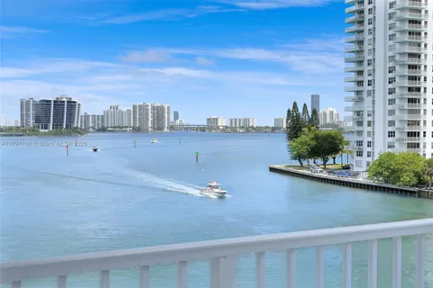 4000 NE 169th St # 501, North Miami Beach FL 33160