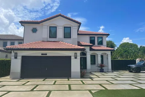 14992 SW 11th St (EFFICIENCY), Miami FL 33194