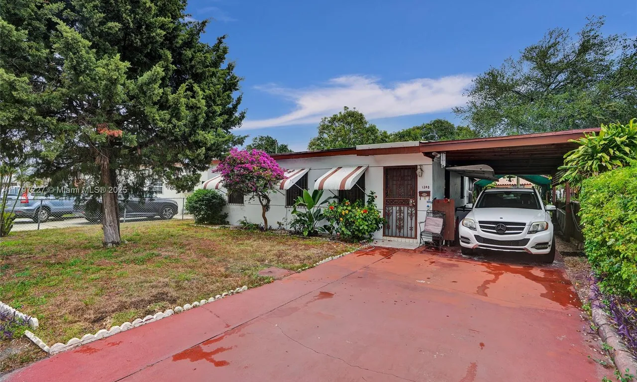 1248 Burlington St, Opa-Locka FL 33054