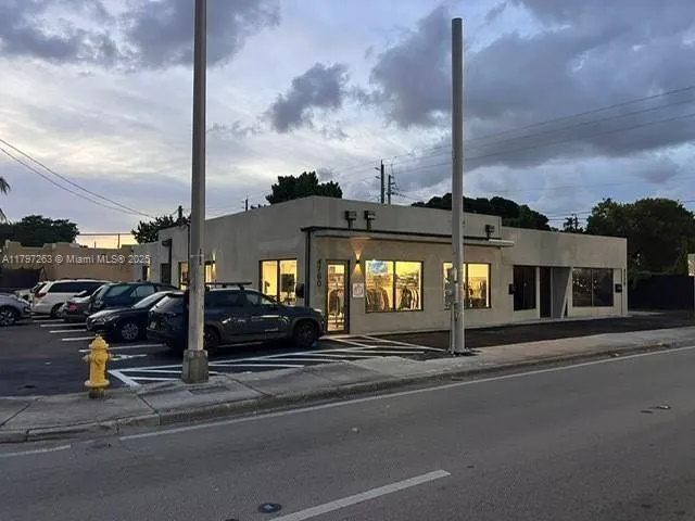 4770 NW 7th Ave, Miami FL 33127