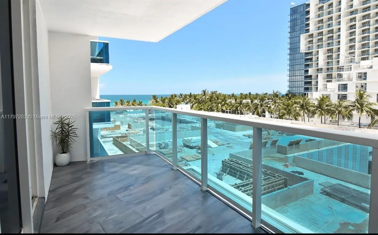 2301 Collins Ave # 402, Miami Beach FL 33139