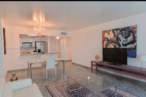 2301 Collins Ave # 402, Miami Beach FL 33139