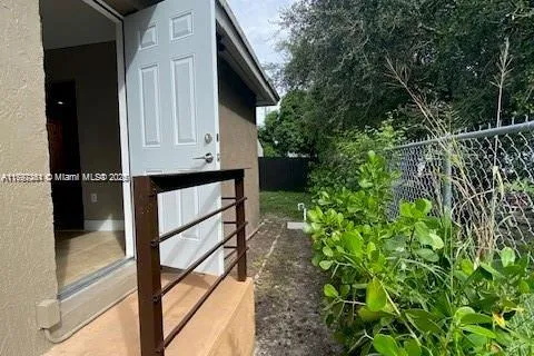 11795 SW 222nd St # A, Miami FL 33170
