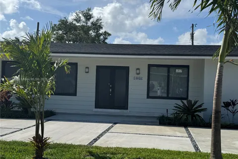 10055 SW 135th St, Miami FL 33176