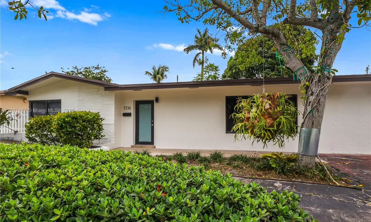 3336 W Park Rd, Hollywood FL 33021