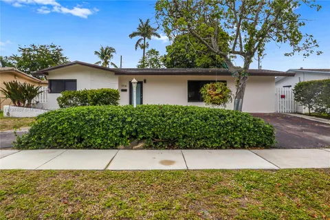 3336 W Park Rd, Hollywood FL 33021