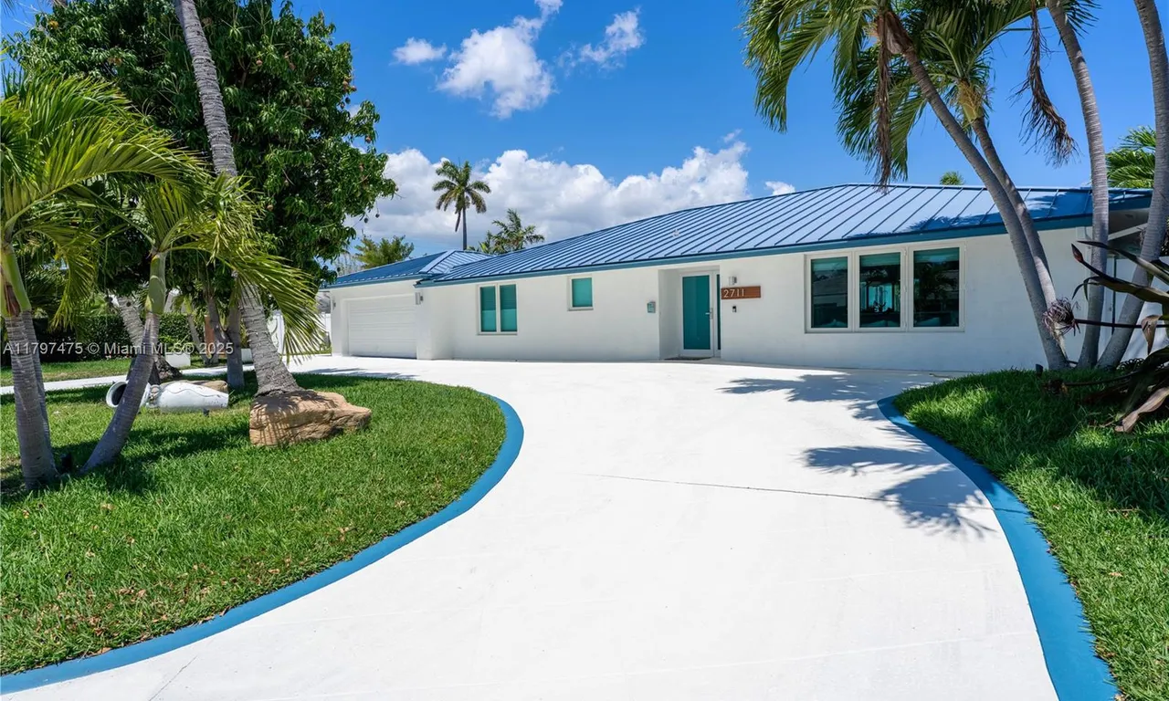2711 NE 57th Ct, Fort Lauderdale FL 33308