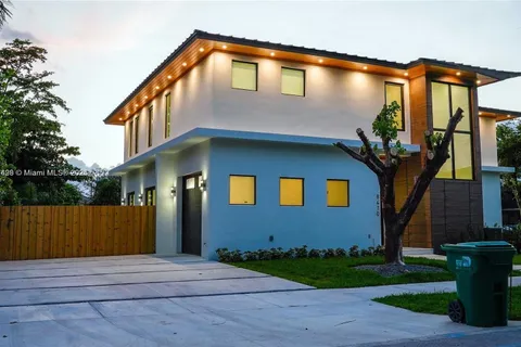 8410 SW 65 AVE, South Miami FL 33143