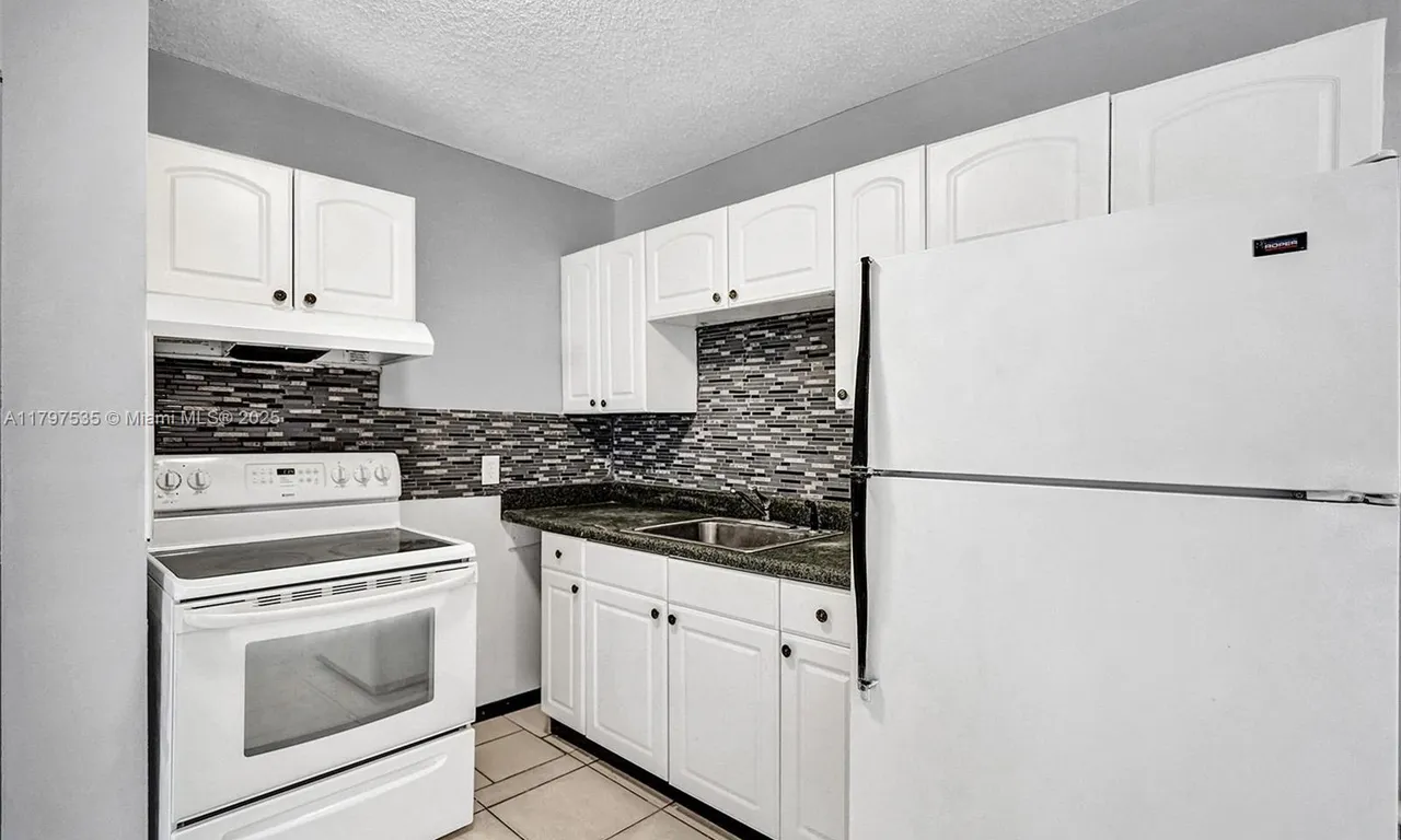 5316 NW 24th Ct # 80, Lauderhill FL 33313