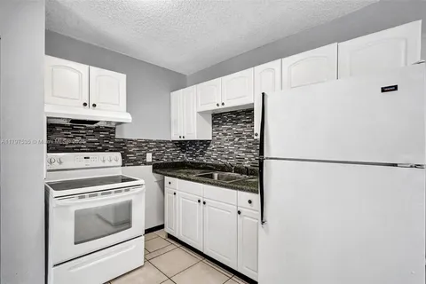 5316 NW 24th Ct # 80, Lauderhill FL 33313