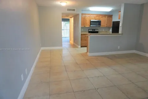 1722 W Meadows Cir W # 1722, Boynton Beach FL 33436