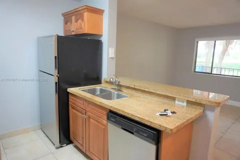 1722 W Meadows Cir W # 1722, Boynton Beach FL 33436