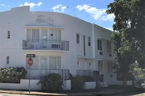320 80th St # 5A, Miami Beach FL 33141