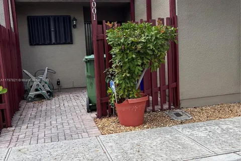 11001 N Lakeview Dr # 11001, Pembroke Pines FL 33026
