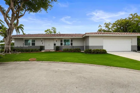 608 1st Key Dr, Fort Lauderdale FL 33304