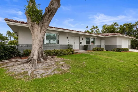608 1st Key Dr, Fort Lauderdale FL 33304