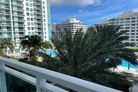 951 Brickell Ave # 1408, Miami FL 33131