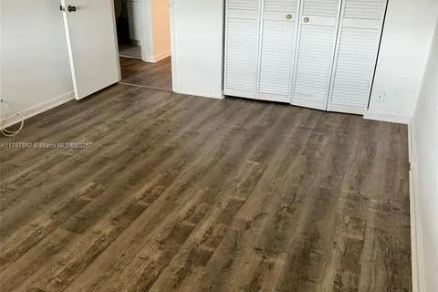 2081 Exeter, Boca Raton FL 33434