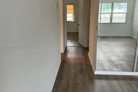 2081 Exeter, Boca Raton FL 33434