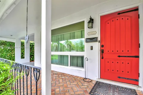 3921 Roosevelt St, Hollywood FL 33021