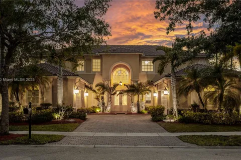 3837 E Coquina Way, Weston FL 33332