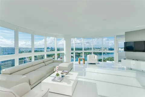 6301 Collins Ave # 1805, Miami Beach FL 33141