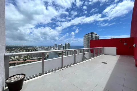 2600 E Hallandale Beach Blvd # T3310, Hallandale Beach FL 33009