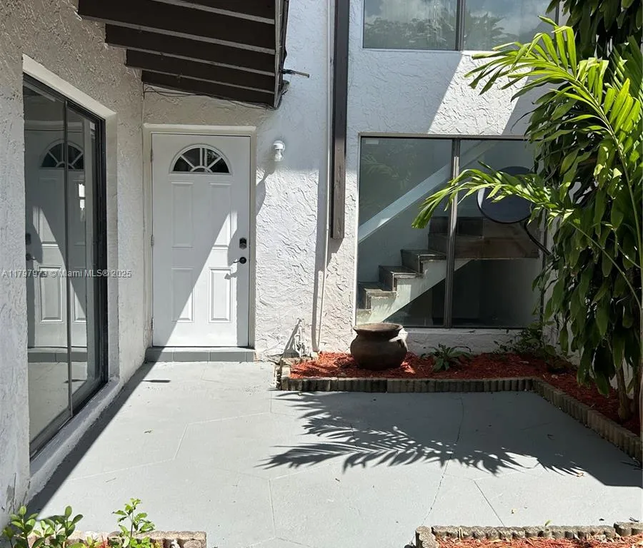 11005 SW 70th Ter, Miami FL 33173