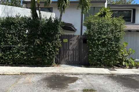 11005 SW 70th Ter, Miami FL 33173