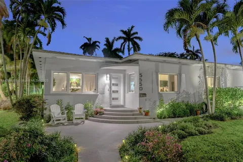5550 N Bayshore Dr, Miami FL 33137