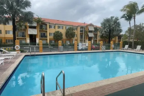 7220 NW 114 Ave # 10816, Doral FL 33178