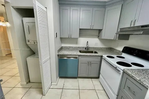 10992 Royal Palm Blvd Bldg 2 # 6, Coral Springs FL 33065
