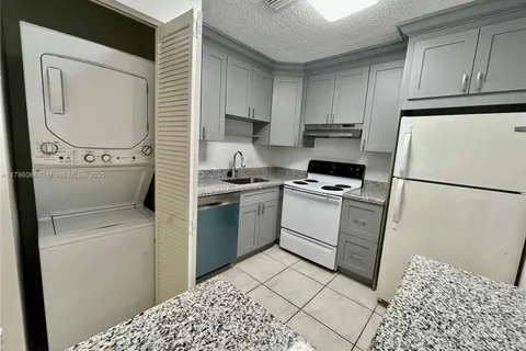 10992 Royal Palm Blvd Bldg 2 # 6, Coral Springs FL 33065