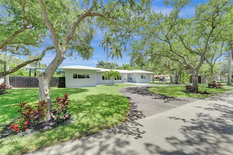 626 S 13th Ave, Hollywood FL 33019