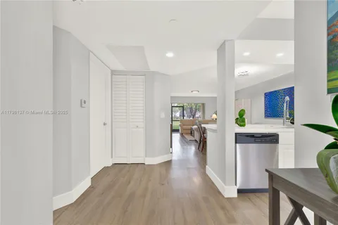 12650 SW 15th St # 108F, Pembroke Pines FL 33027