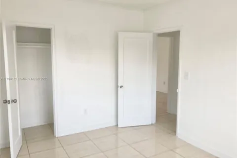 625 83rd St # 44, Miami Beach FL 33141