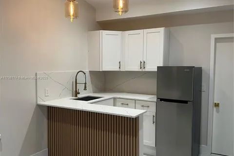 1299 W 78th St # 0, Hialeah FL 33014