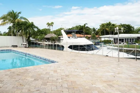 2055 Keystone Blvd, North Miami FL 33181