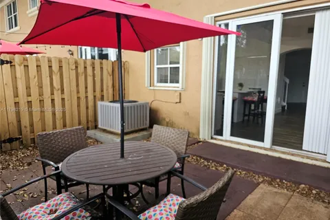 6101 NW 114th Ct # 124, Doral FL 33178